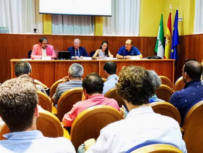 Almería.- Puertos.- El puerto acoge un encuentro del Foro Científico de la Pesca