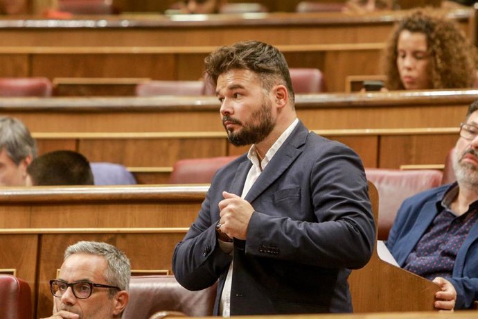 El portavoz de ERC en el Congreso de los Diputados, Gabriel Rufián, en el primer pleno ordinario en el Congreso de los Diputados desde el pasado mes de julio, en Madrid (España), a 10 de septiembre de 2019.