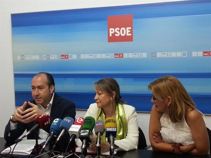 Alejandro Soler, Inmaculada Rodríguez Piñero y Blanca González, imagen de archivo.