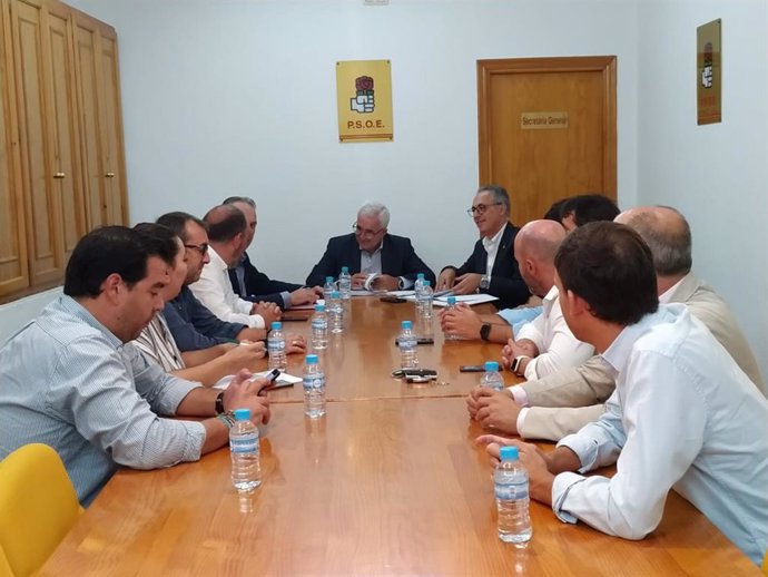Jiménez Barrios reunido con representantes del PSOE del Campo de Gibraltar