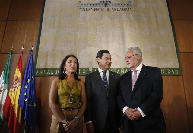 Jesús Maeztu toma posesión de su cargo como Defensor del Pueblo andaluz