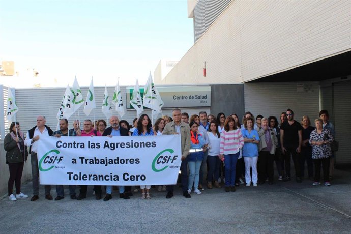 Una concentración de CSIF en Álora por una agresión a un profesional sanitario (Foto de archivo).