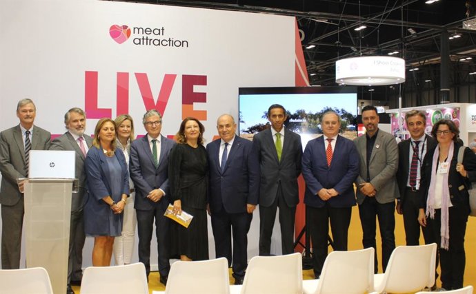 La Junta respalda la creación de una asociación andaluza de industrias de la car