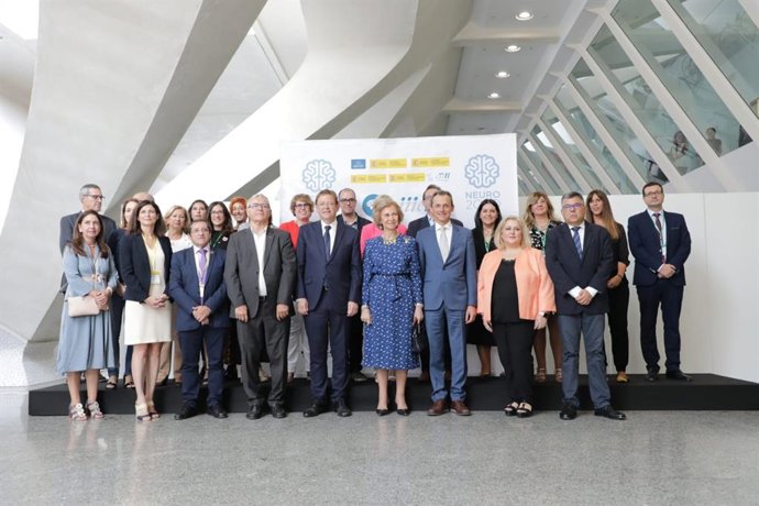 La Reina Doña Sofía asiste en Valncia a un simposio sobre el Alzheimer