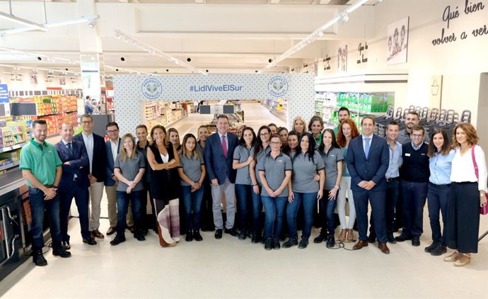 Sevilla.- El entorno de Cisneo Alto incorpora un nuevo supermercado de Lidl en e