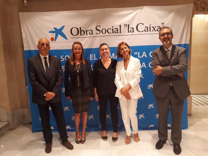 Los responsables de 'la Caixa' en Baleares y el director del centro penitenciario de Mallorca en el acto de clausura del programa Reincorpora