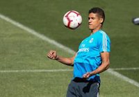 Varane: "Jugamos bien, pero hace falta jugar bien 90 minutos"