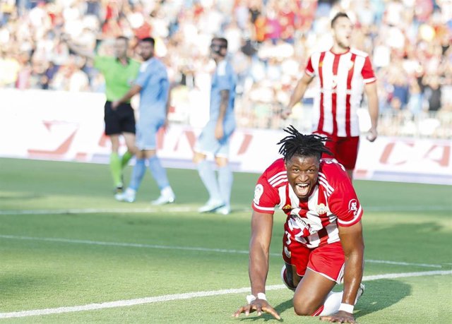 Gassama, del Almería, celebra un doblete