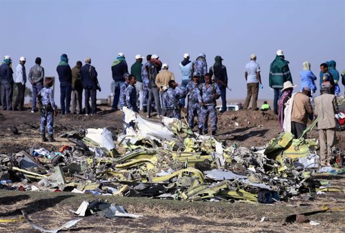 Restos del avión Boeing 737 MAX 8 de Ethiopian Airlines siniestrado el 10 de marzo cerca de Adís Abeba