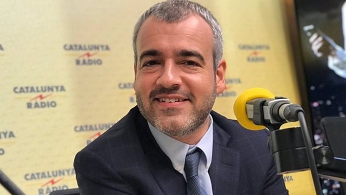 Maurici Lucena en una entrevista en Catalunya Rdio