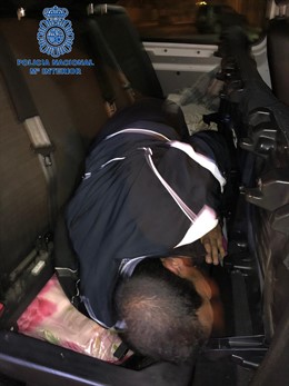 Marroquí oculto en un vehículo para pasar de Ceuta a Algeciras (Cádiz)