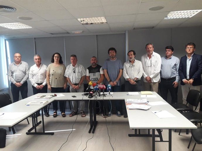 Signatura del conveni de comer de Balears.