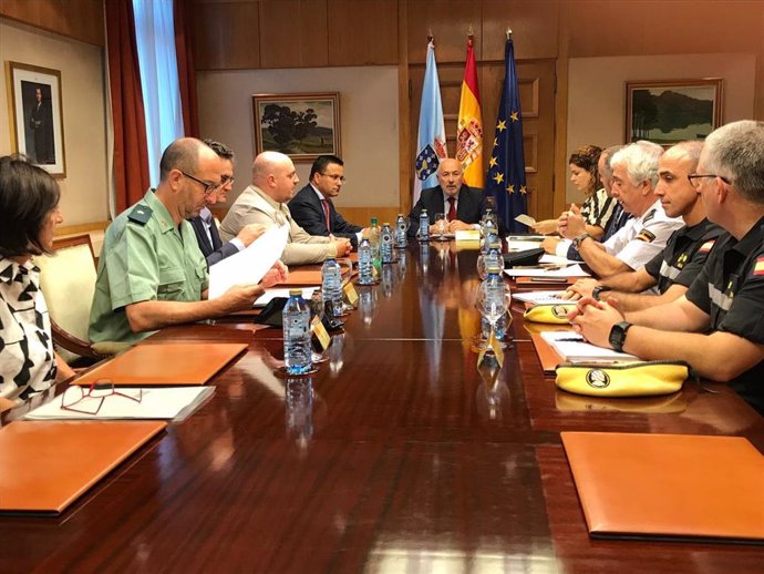 Ele delegado del Gobierno, Javier Losada, y el conselleiro de Medio Rural, José González, se reúnen para abordar  la campaña de incendios forestales