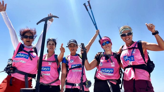 Cinco españolas y una mexicana, supervivientes de cáncer de mama, viajan a Boliv