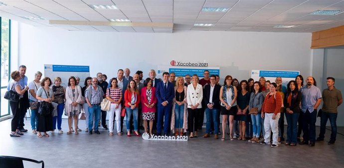 Román Rodríguez y Fabiola García presentan, con Aspanaes, el futuro centro asistencial y turístico del Monte do Gozo