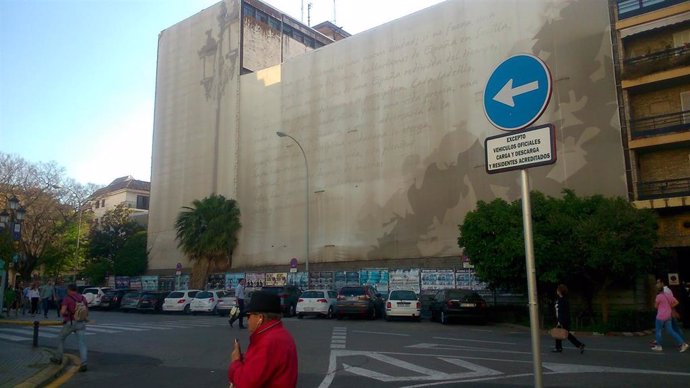 Edificio de la antigua comisaría de la Gavidia de Sevilla