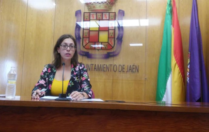 La concejala de Presidencia del Ayuntamiento de Jaén, África Colomo.