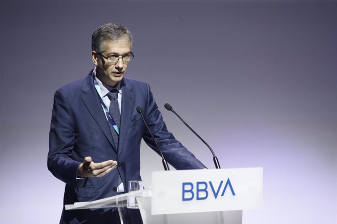 El governador del Banc d'Espanya, Pablo Hernández de Cos, durant la seva intervenció en la trobada Edufin Summit 2019: 'Digitalització i educació financera, una nova era per a cobrir oportunitats' organitzada per BBVA.
