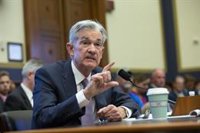 Powell mantiene que la nueva bajada de tipos sigue siendo un "ajuste de medio ciclo"