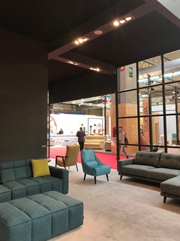 Sofás en la Feria del Mueble