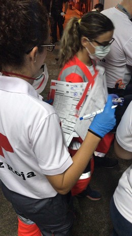 Intervención Equipo de Cruz Roja ante la llegada de una patera en Cartagena