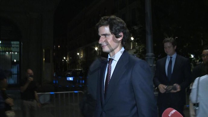 El Duque de Huéscar evita responde a su tío Cayetano Martínez de Irujo