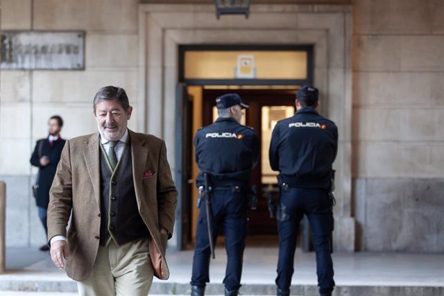 En Sevilla, Francisco Javier Guerrero saliendo de los juzgados en una imagen de archivo