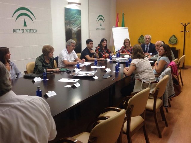 Reunión sobre el plan de infraestructuras sanitarias.