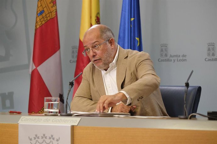 El portavoz de la Junta de Castilla y León comparece tras la rueda de prensa del Consejo