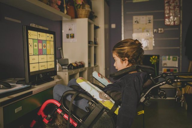 Fundación Solidaridad Carrefour acerca las nuevas tecnologías a niños con parálisis cerebral de entidades ASPACE