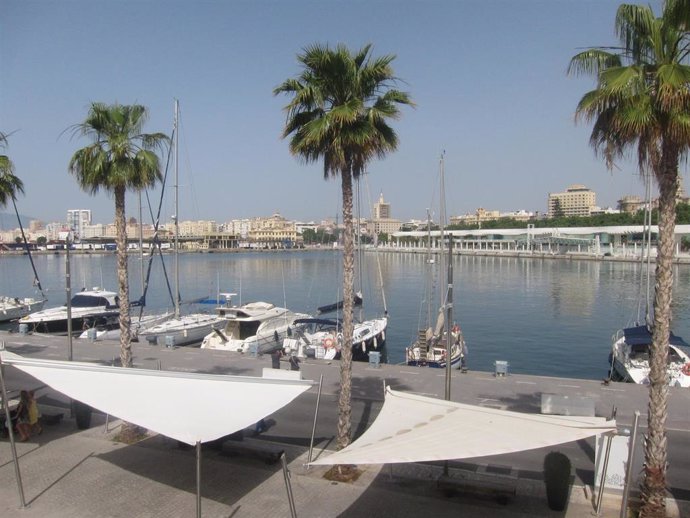 Embarcaciones, puerto Málaga, Muelle Uno.