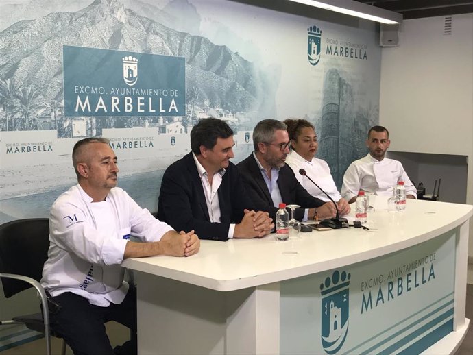 El vicepresidente de la Diputación y diputado de Educación, Juventud y Deportes, Juan Carlos Maldonado, presenta la feria comarcal Sabor a Málaga.
