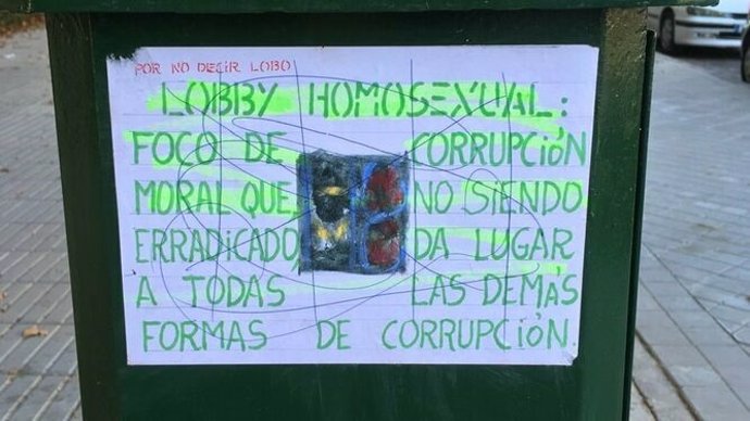 Pintada homofóbica en Granada