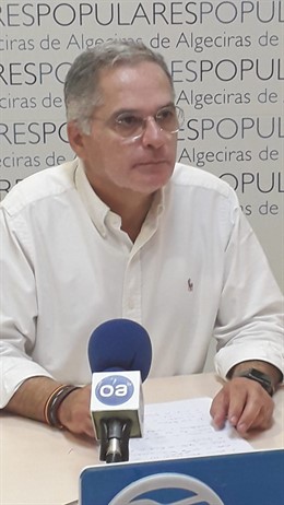 Jaciento Muñoz en rueda de prensa