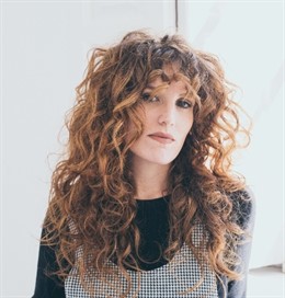 La artisita Paloma de la Cruz