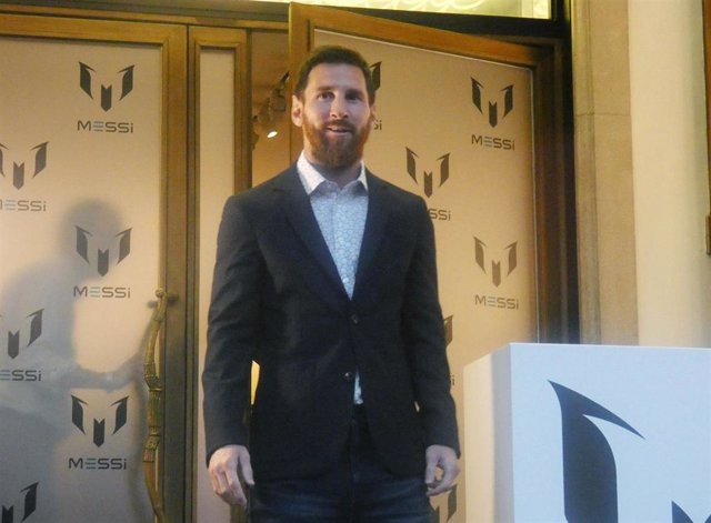 Messi inaugura su tienda de ropa