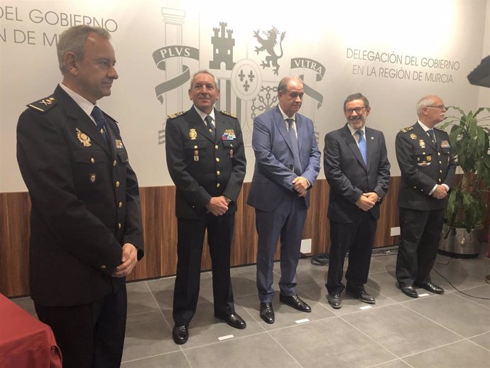 Toma de posesión de Alfonso Navarro como nuevo jefe Superior en la Región de Murcia,  junto al director General de la Policía, Francisco Pardoy el delegado del Gobierno, Francisco Jiménez