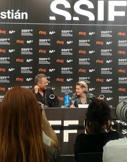 Zinemaldia.- Kristen Stewart destaca el "poder" de su voz para defender temas co