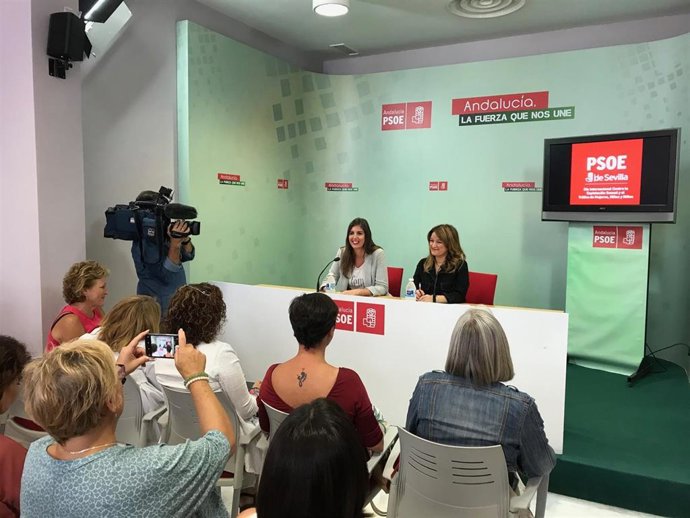 Verónica Pérez en declaraciones a los periodistas