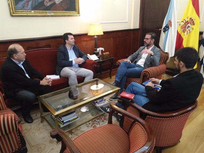 Reunión del alcalde de Ferrol con el líder del PSdeG, Gonzalo Caballero.