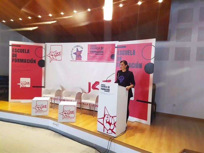 Ana Sánchez inaugura la Escuela de Formación de Juventudes Socialistas en Palencia