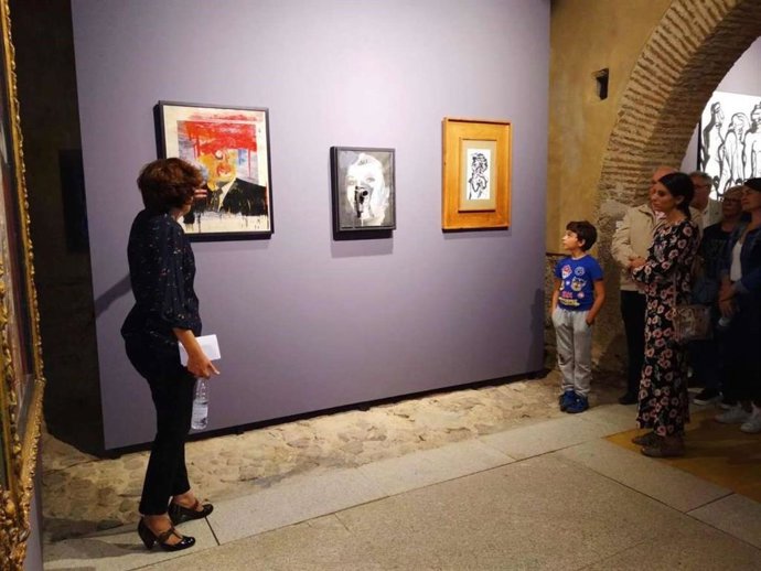 Nuria Flores en la inauguración de la exposición