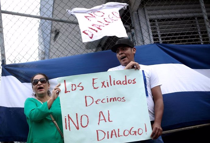 Nicaragüenses refugiados en Costa Rica en una protesta contra Daniel Ortega