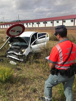 Salida de vía de un vehículo en Corella que ha dejado tres heridos.