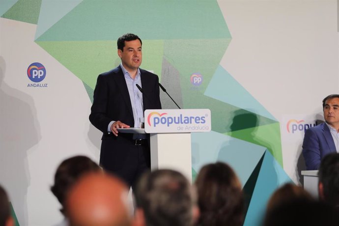 El presidente del PP-A y de la Junta de Andalucía, Juanma Moreno, interviene ante la  Junta Directiva Autonómica del PP-A, en junio de 2019