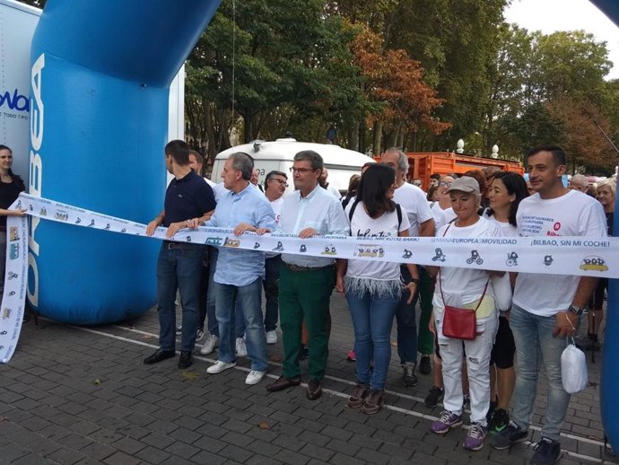 Aburto llama a actuar desde el ámbito local contra el cambio climático, que está