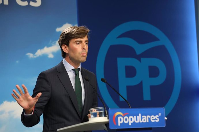 El vicesecretario de Comunicación del PP, Pablo Montesinos, durante la rueda de prensa en la sede nacional del Partido Popular.