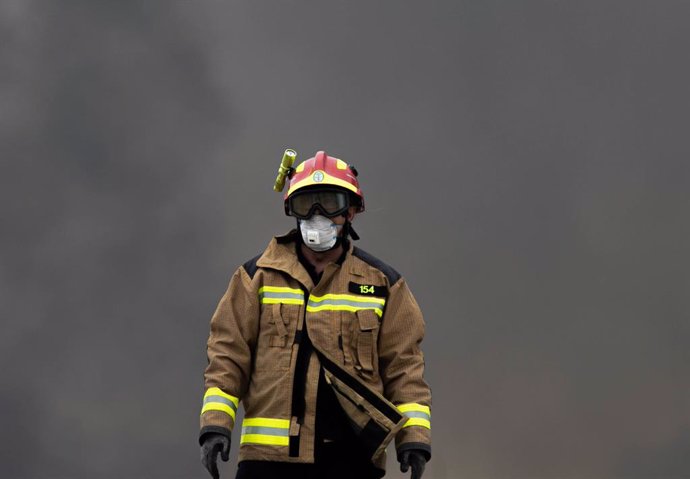 Incendios.-El fuego arrasa 77.897,78 hectáreas hasta el 15 de septiembre, casi c