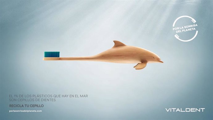 Vitaldent lanza la campaña 'Por la Sonrisa del Planeta' para evitar que los cepillos de dientes contaminen los océanos