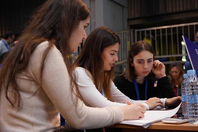 Comienza Young Business Talents, el programa educativo que busca jóvenes cántabros con talento empresarial